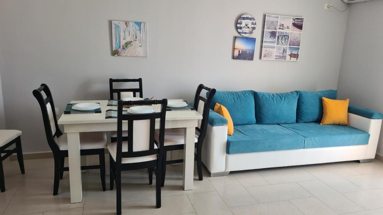 Arden Apartment *