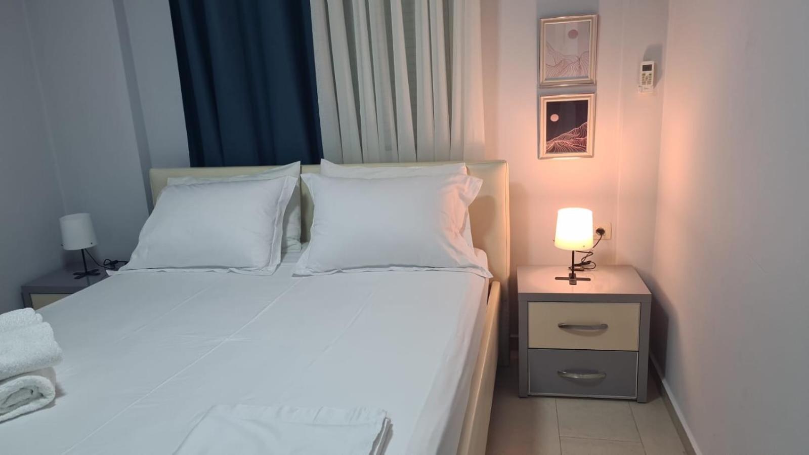 Arden Apartment *